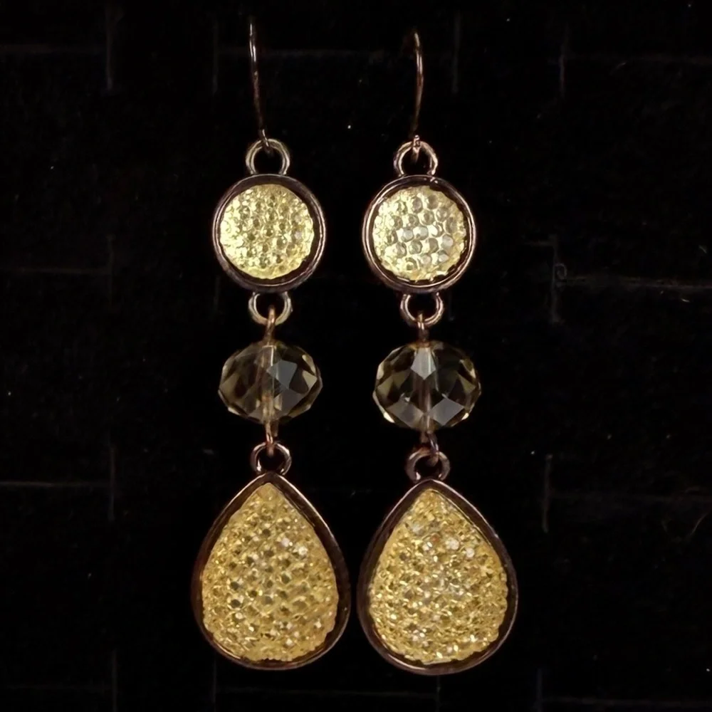 Gorgeous, champagne bling, long dangle pierced earrings